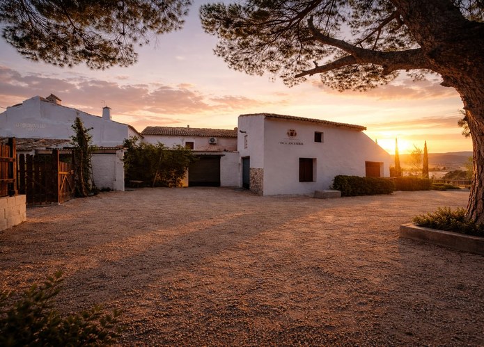 Exterior de Finca Ancestral en el altiplano de Murcia