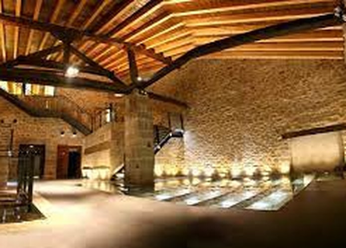 Interior histórico de Casa Primicia en Rioja